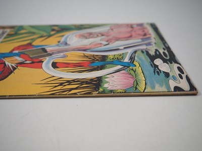 Lot 596 - SHOWCASE: THE ATOM #34 (1961 - DC) - The first...