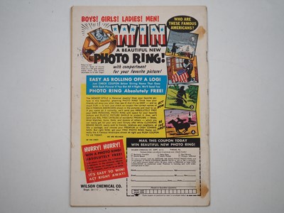 Lot 636 - SHOWCASE: AQUAMAN AND AQUALAD #33 (1961 - DC) -...