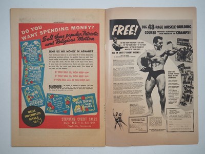 Lot 637 - SHOWCASE: AQUAMAN AND AQUALAD #32 (1961 - DC) -...