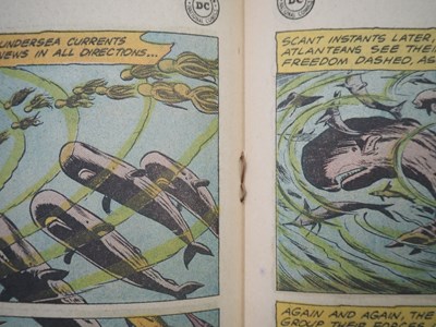 Lot 639 - SHOWCASE: AQUAMAN AND AQUALAD #30 (1961 - DC) -...