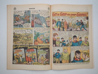 Lot 639 - SHOWCASE: AQUAMAN AND AQUALAD #30 (1961 - DC) -...