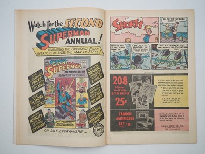 Lot 639 - SHOWCASE: AQUAMAN AND AQUALAD #30 (1961 - DC) -...