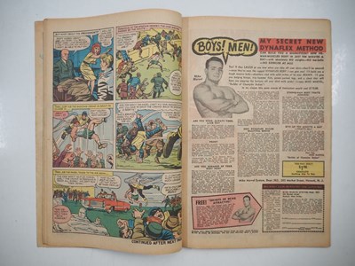 Lot 697 - X-MEN #5 - (1964 - MARVEL - UK Price Variant) -...