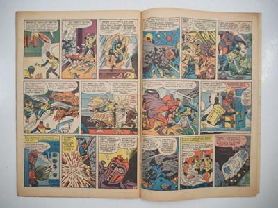 Lot 697 - X-MEN #5 - (1964 - MARVEL - UK Price Variant) -...