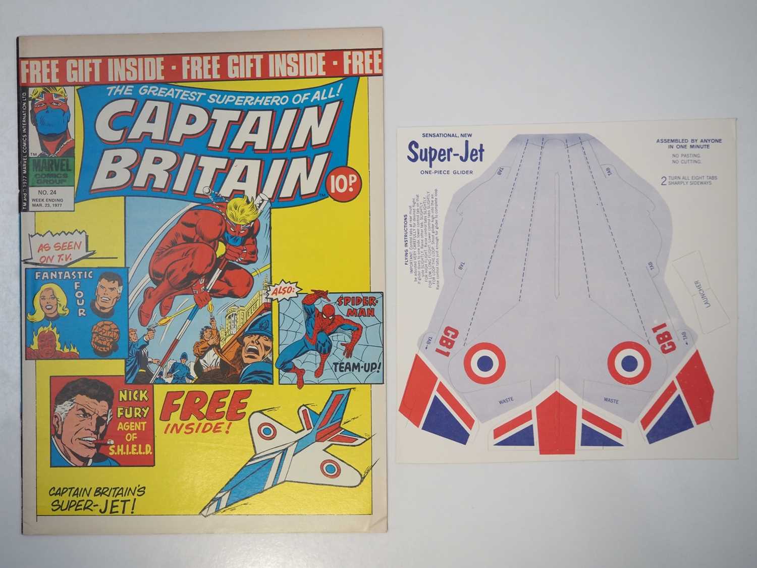 Lot 8 - CAPTAIN BRITAIN #24 - (1977 - MARVEL/BRITISH) -...