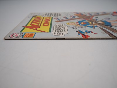 Lot 97 - ACTION COMICS #276 - (1961 - DC) - Supergirl...