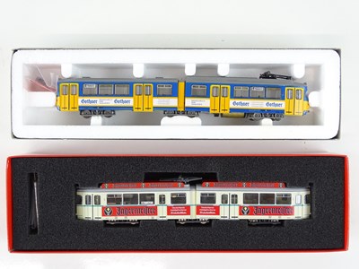 Lot 190 - A pair of HO Gauge Düwag trams by ROCO and...