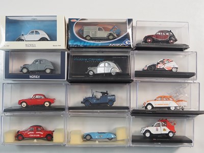 Lot 146 - A group of boxed and unboxed 1:43 scale models...