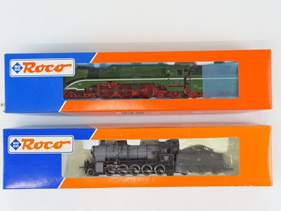Lot 204 - A pair of HO Gauge German and Swiss Outline...