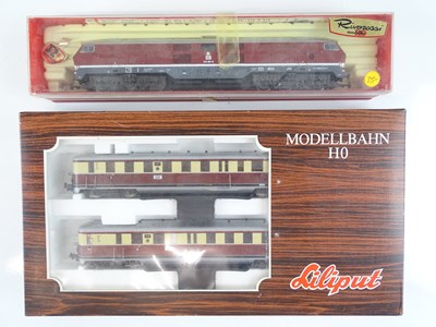 Lot 222 - A pair of HO Gauge German Outline model...