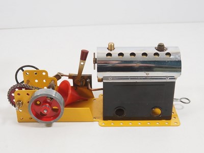 Lot 147 - A MECCANO 225 vintage stationary steam engine...