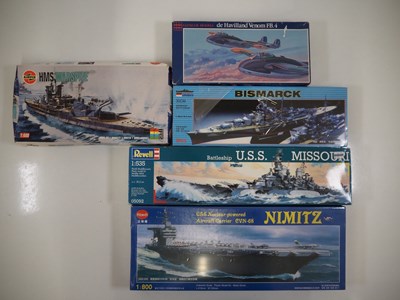 Lot 151 - A group of unbuilt plastic kits of military...