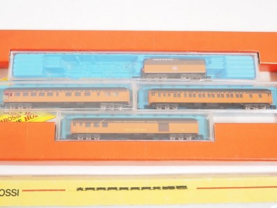 Lot 195 - A large job lot of mixed N gauge rolling stock...