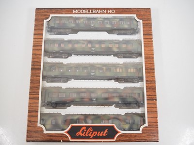 Lot 209 - A LILIPUT HO gauge 837 5-car Wehrmacht army