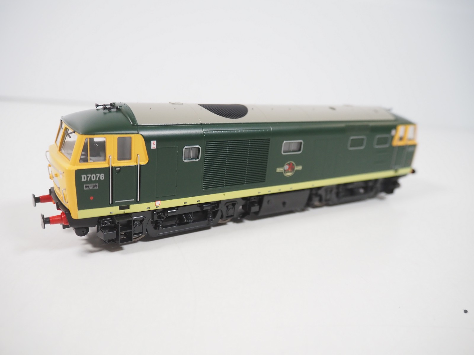 Lot 238 - A pair of HELJAN OO gauge diesel locomotives