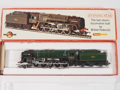 Lot 250 - A pair of HORNBY OO gauge steam locomotives...