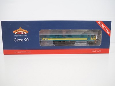 Lot 292 - A BACHMANN OO gauge 32-612KDS class 90...