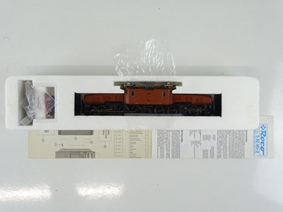 Lot 252 - A ROCO 43539 HO Gauge Swiss Outline 'Crocodile'...