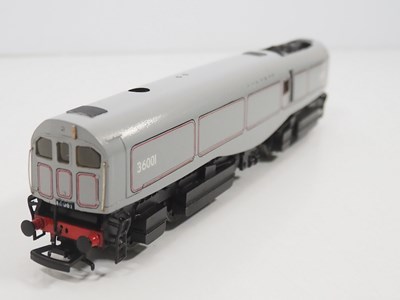 Lot 362 - A GOLDEN ARROW OO gauge Bulleid Leader hand...