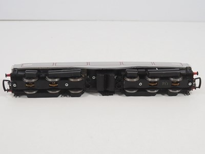 Lot 362 - A GOLDEN ARROW OO gauge Bulleid Leader hand...