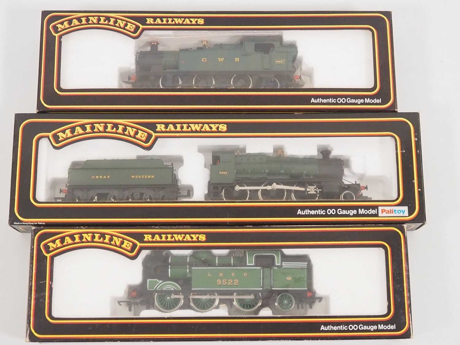 Mainline oo gauge store trains