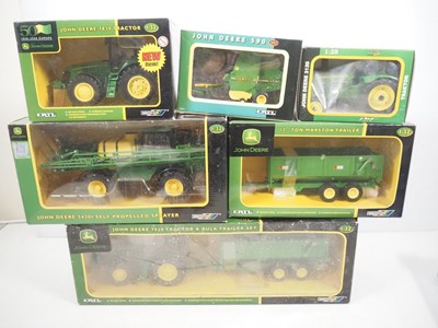 Lot 39 - A group of 1:32 and 1:25 scale diecast...