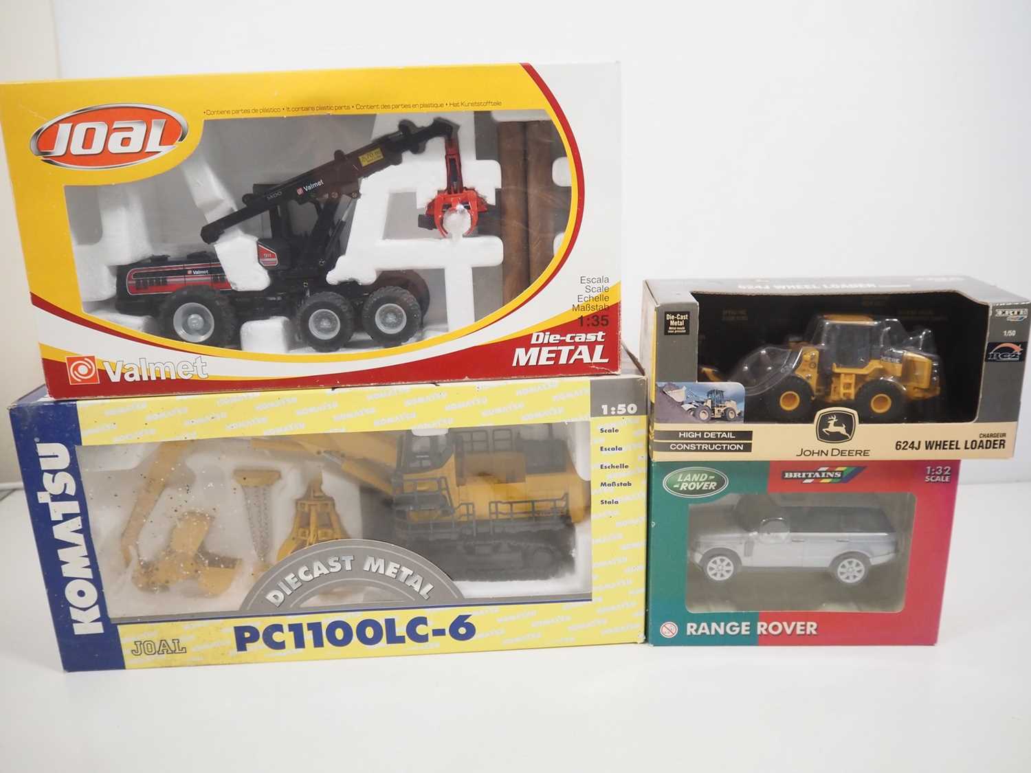 Lot 40 - A group of 1:32/35/50 scale diecast...