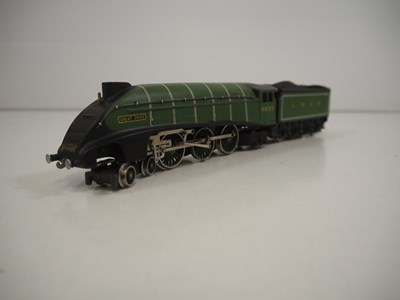 Lot 415 - A WRENN OO gauge W2209A class A3 steam...