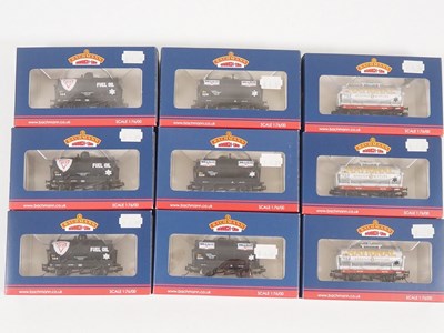 Lot 435 - A group of BACHMANN OO gauge wagons comprising...