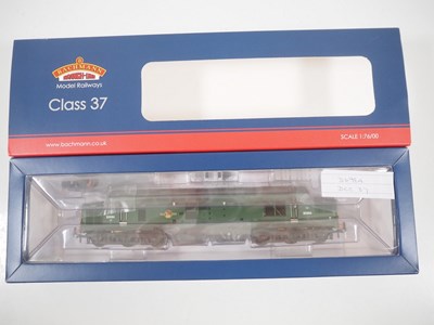 Lot 457 - A BACHMANN OO gauge 32-782A class 37 diesel...