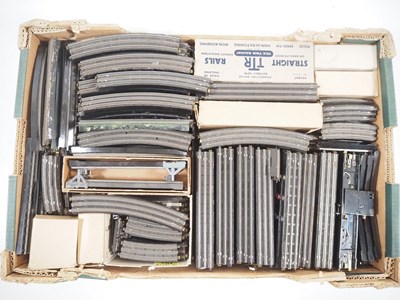 Lot 459 - A large tray filled with boxed and unboxed...
