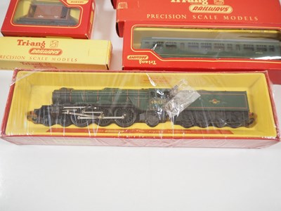 Lot 463 - A group of OO gauge rolling stock by TRI-ANG...