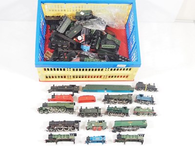 Lot 485 - A group of mixed OO/HO gauge locomotives by...