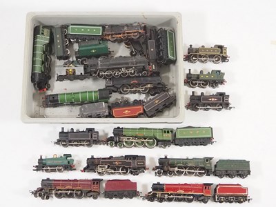 Lot 497 - A group of mixed OO gauge locomotives by...