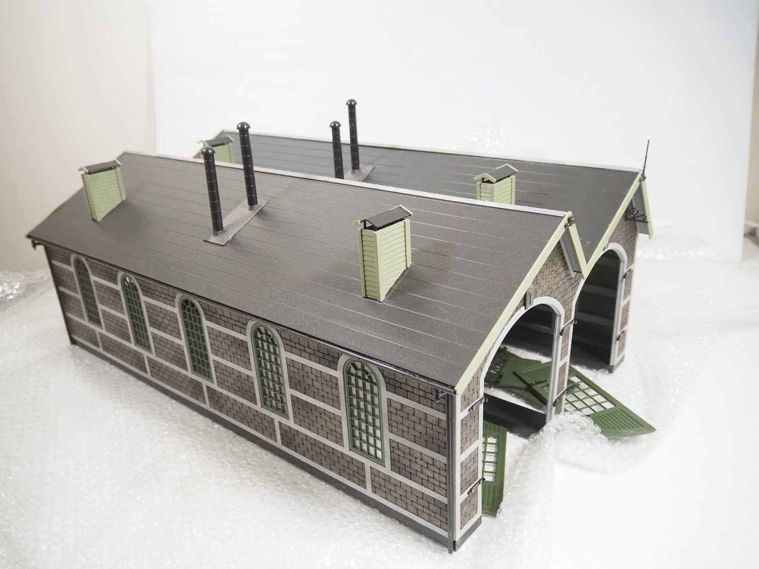 Two Engine Shed Lot 556 - A large Gauge 1 two road engine shed