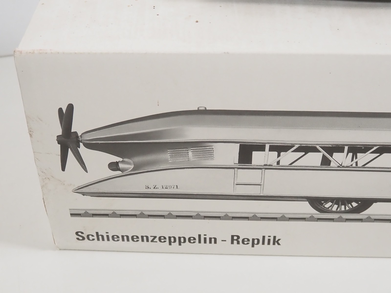 2024 Märklin 16075 Schienenzeppelin Spur 1