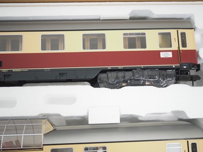 Lot 573 - A MARKLIN Gauge 1 58038 'Rheingold 1' triple...