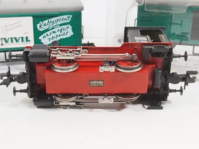 Lot 583 - A group of MARKLIN Maxi series Gauge 1 rolling...