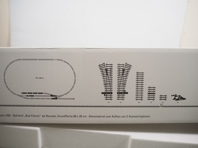 Lot 595 - A MARKLIN Gauge 1 59862 extension pack...