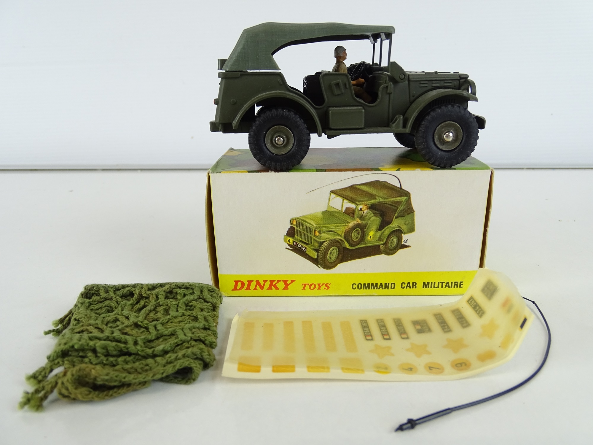 Dinky Toys Dodge Command Car 810 Militaire Complet Et Bon