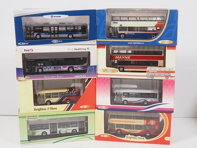 Lot 63 - A group of 1:76 scale diecast buses by...