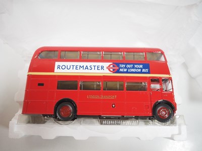 Lot 8 - A SUNSTAR 1:24 scale 2901 London Routemaster...