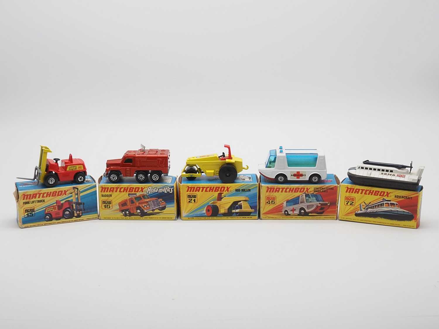 Lot 81 - A group of early to mid 1970s MATCHBOX...