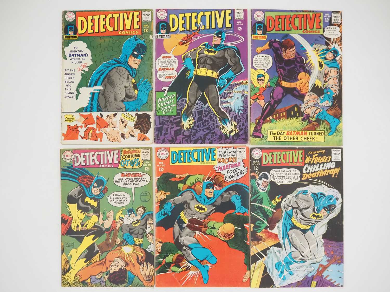 Lot 142 - DETECTIVE COMICS #367, 368, 370, 371, 372, 373...