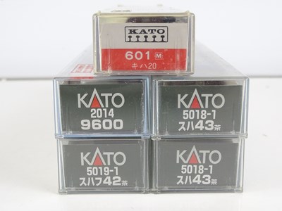 Lot 29 - A group of N Gauge Japanese Outline items by...