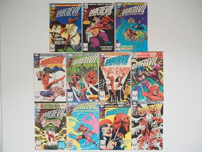 Lot 254 - DAREDEVIL #170, 171, 172, 173, 174, 175, 176,...