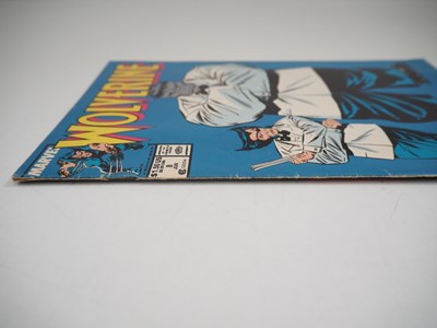 Lot 362 - WOLVERINE #8 (1989 - MARVEL) - Iconic cover...