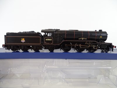 Lot 318 - A BACHMANN 31-564 Class V2 steam locomotive in...