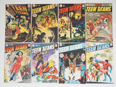 Lot 461 - TEEN TITANS #18, 19, 20, 21, 23, 24, 25, 28 (8...