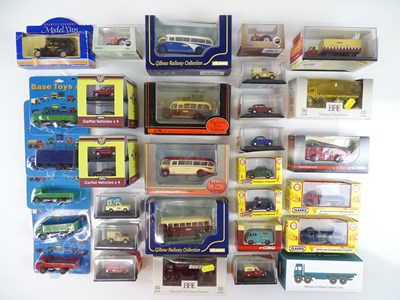 Lot 328 - A group of 1:76 scale buses, lorries and cars...